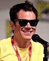 https://upload.wikimedia.org/wikipedia/commons/thumb/1/1f/Johnny_Knoxville_by_Gage_Skidmore.jpg/100px-Johnny_Knoxville_by_Gage_Skidmore.jpg
